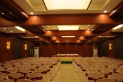 Conference-Hall-interior-in-The-Cabinet-400x300