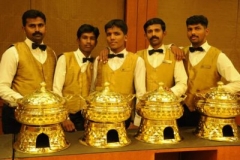 Our-restauants-waiters-400x300